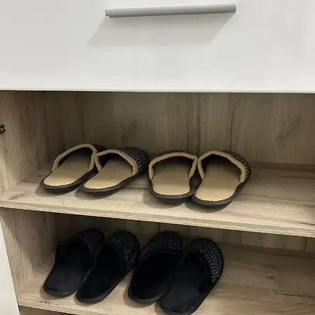 Apartment Bb
